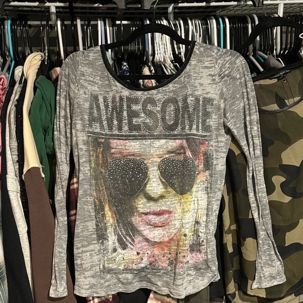 Gray Graphic Long Sleeve Top - Picture 1 of 5